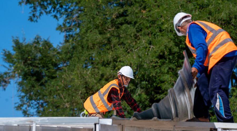 Professional Flat Roofing Installation in Dafter, MI